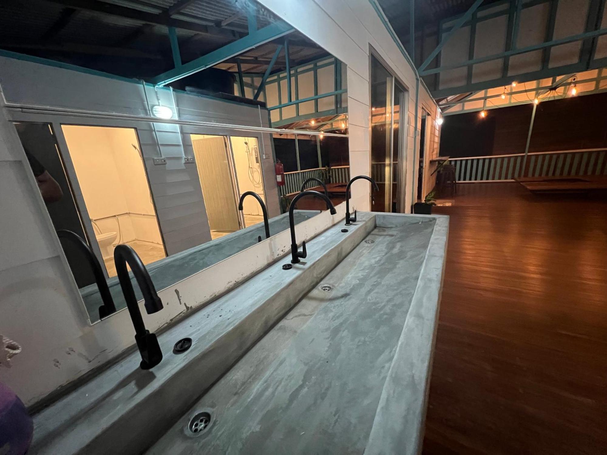 Dormitory Pondok Kampong Juara 外观 照片